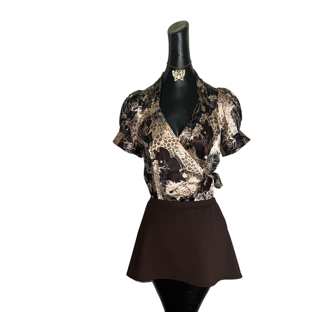 Bcbgmaxazria wrap top size XS